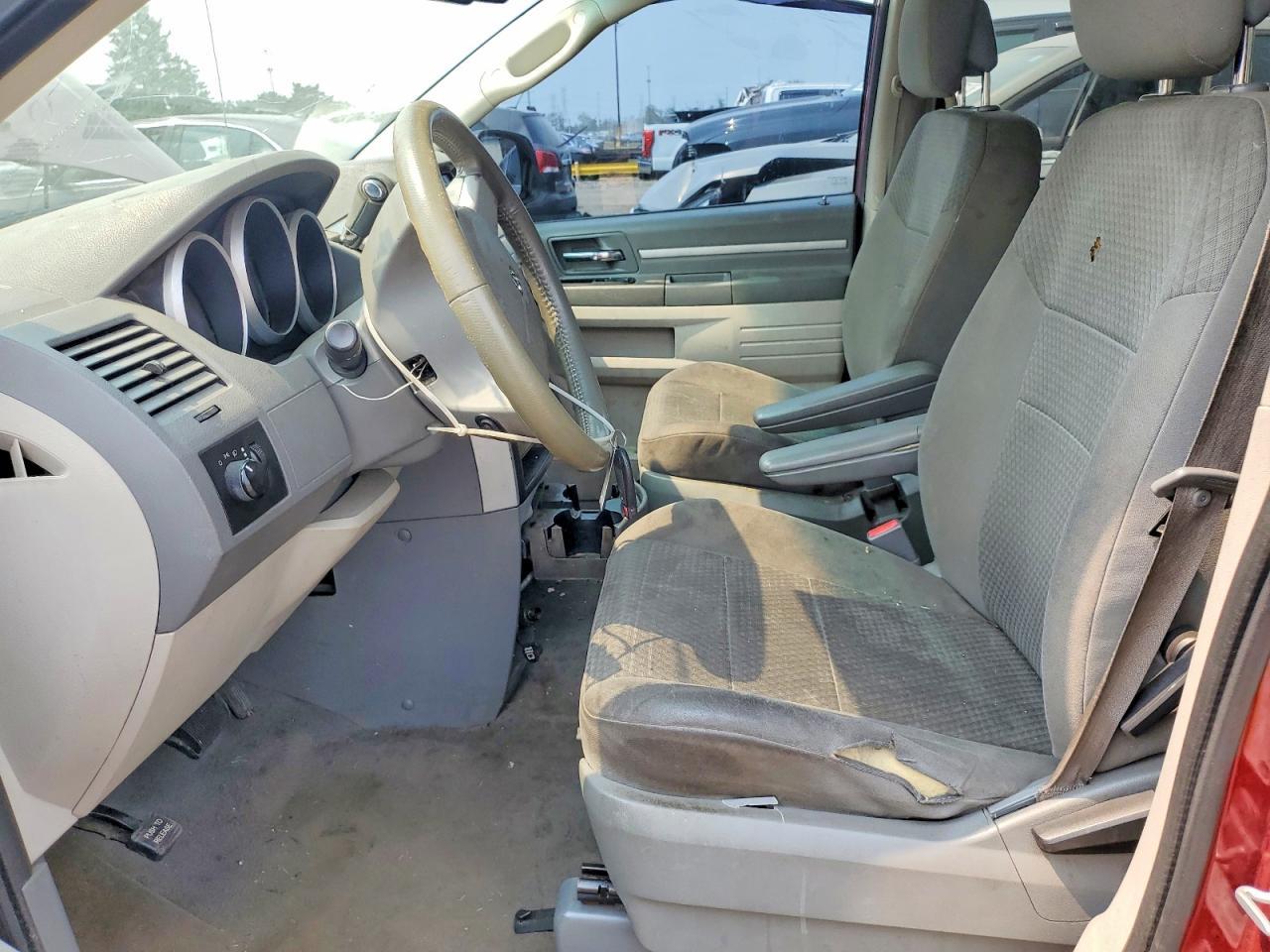 2010 Dodge Grand Caravan Se - Фото 7