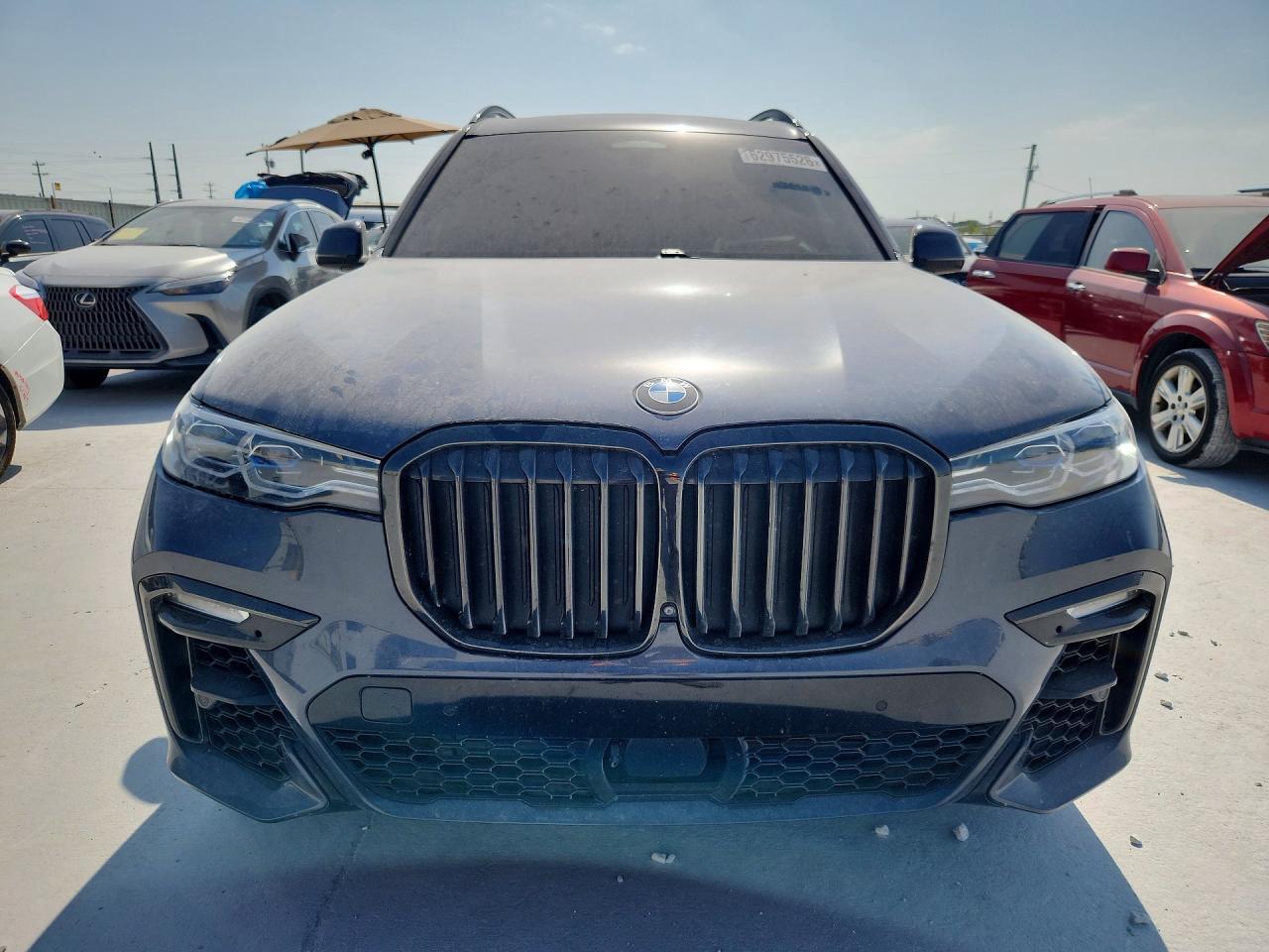 2020 BMW X7 M50I - Фото 5