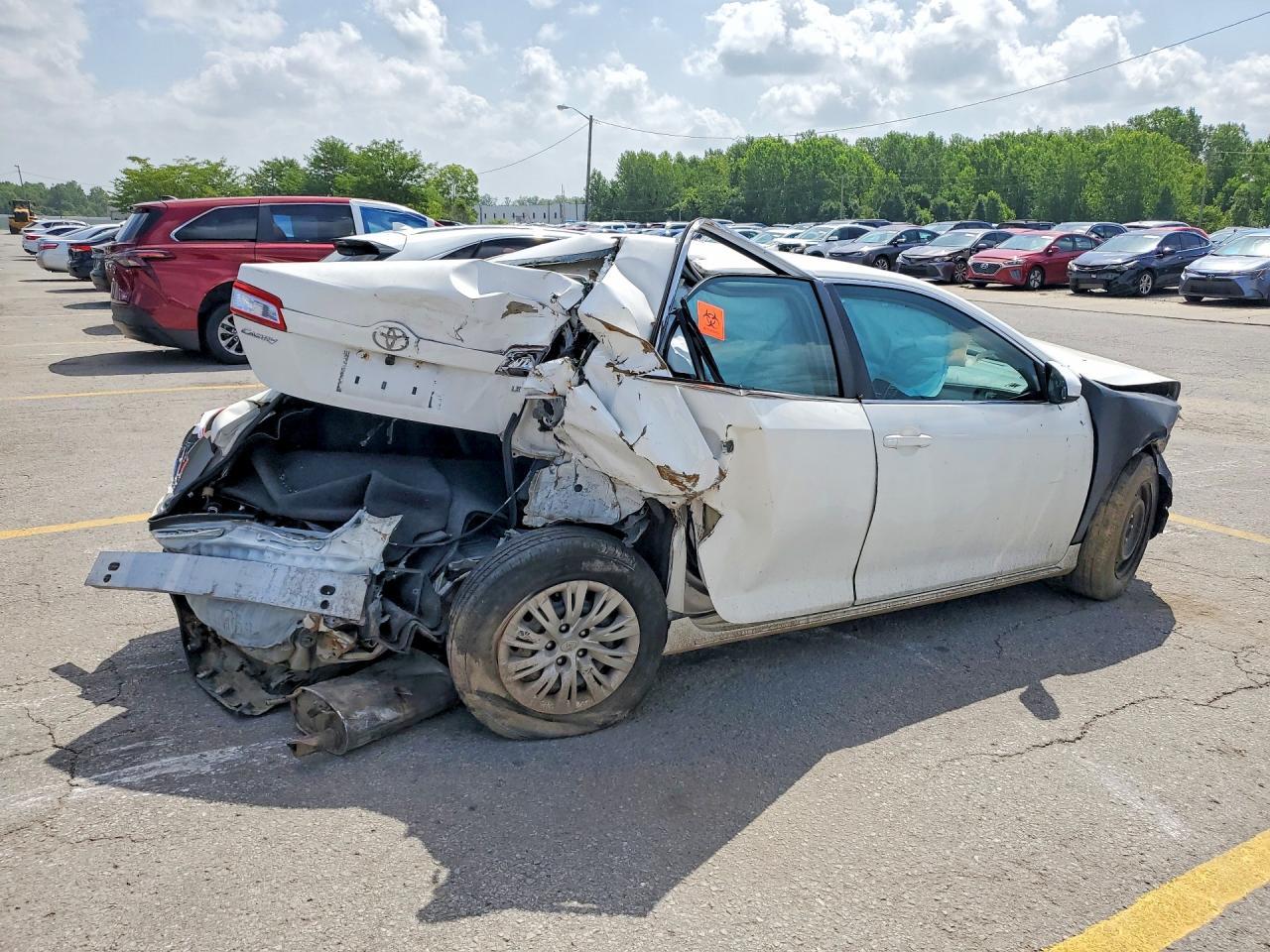 2012 Toyota Camry Le - Image 3