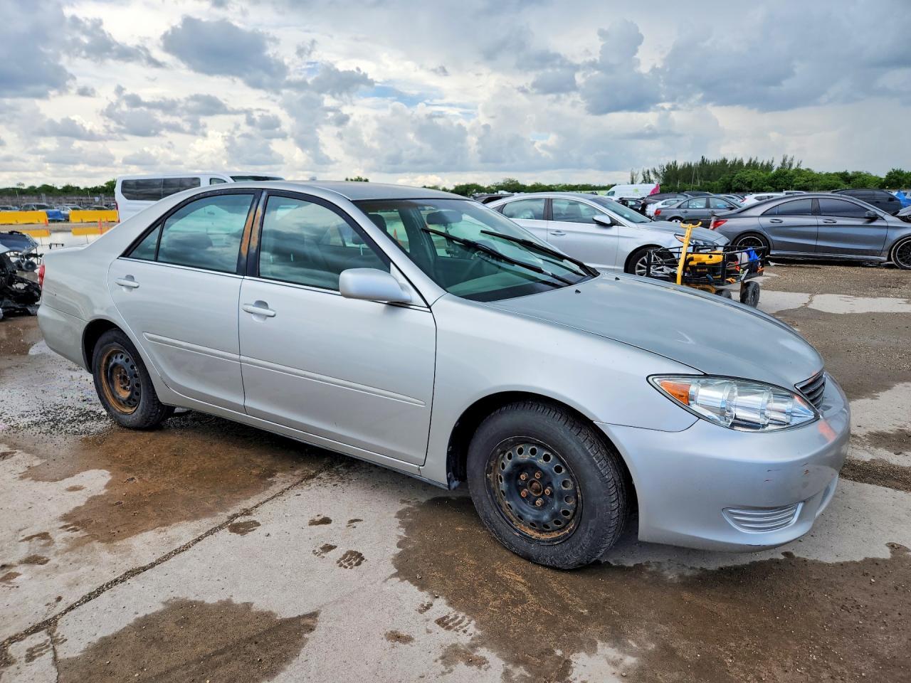 2006 Toyota Camry Le - Фото 4