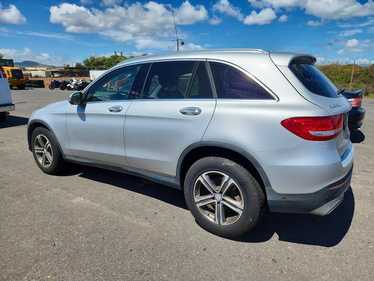 2017 Mercedes-Benz Glc 300 - Фото 2