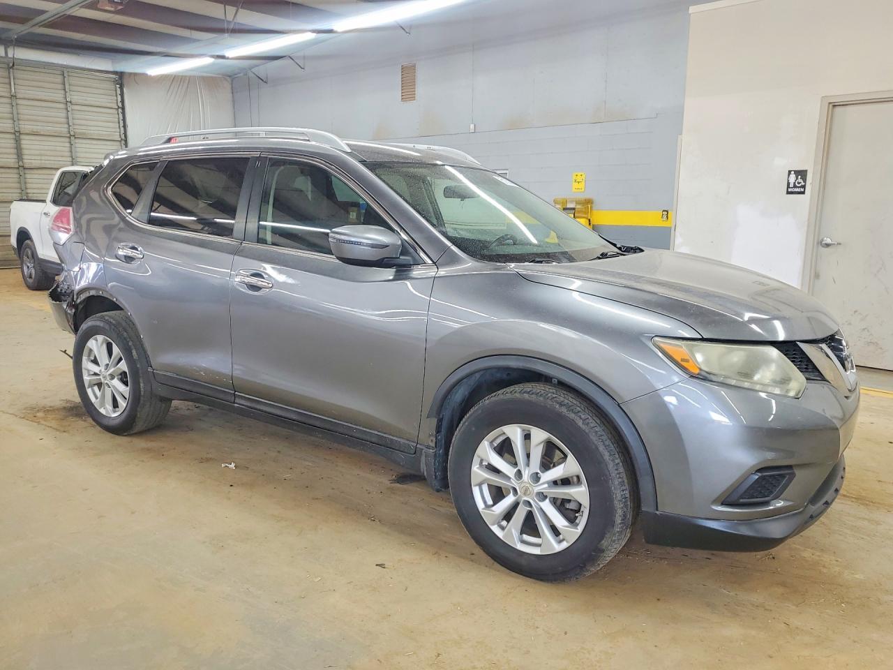 2014 Nissan Rogue Sv - Image 4