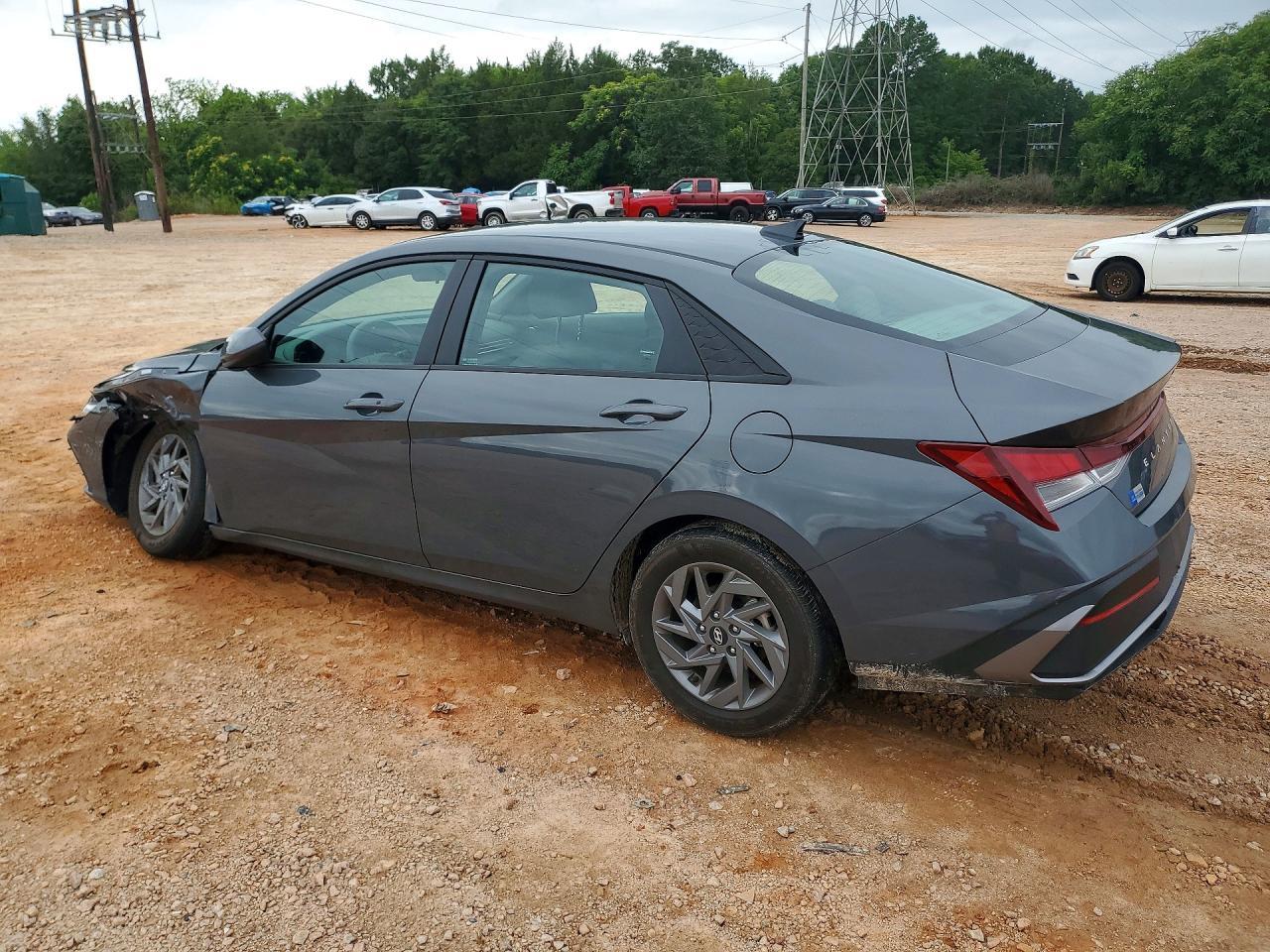 2024 Hyundai Elantra Sel - Фото 2