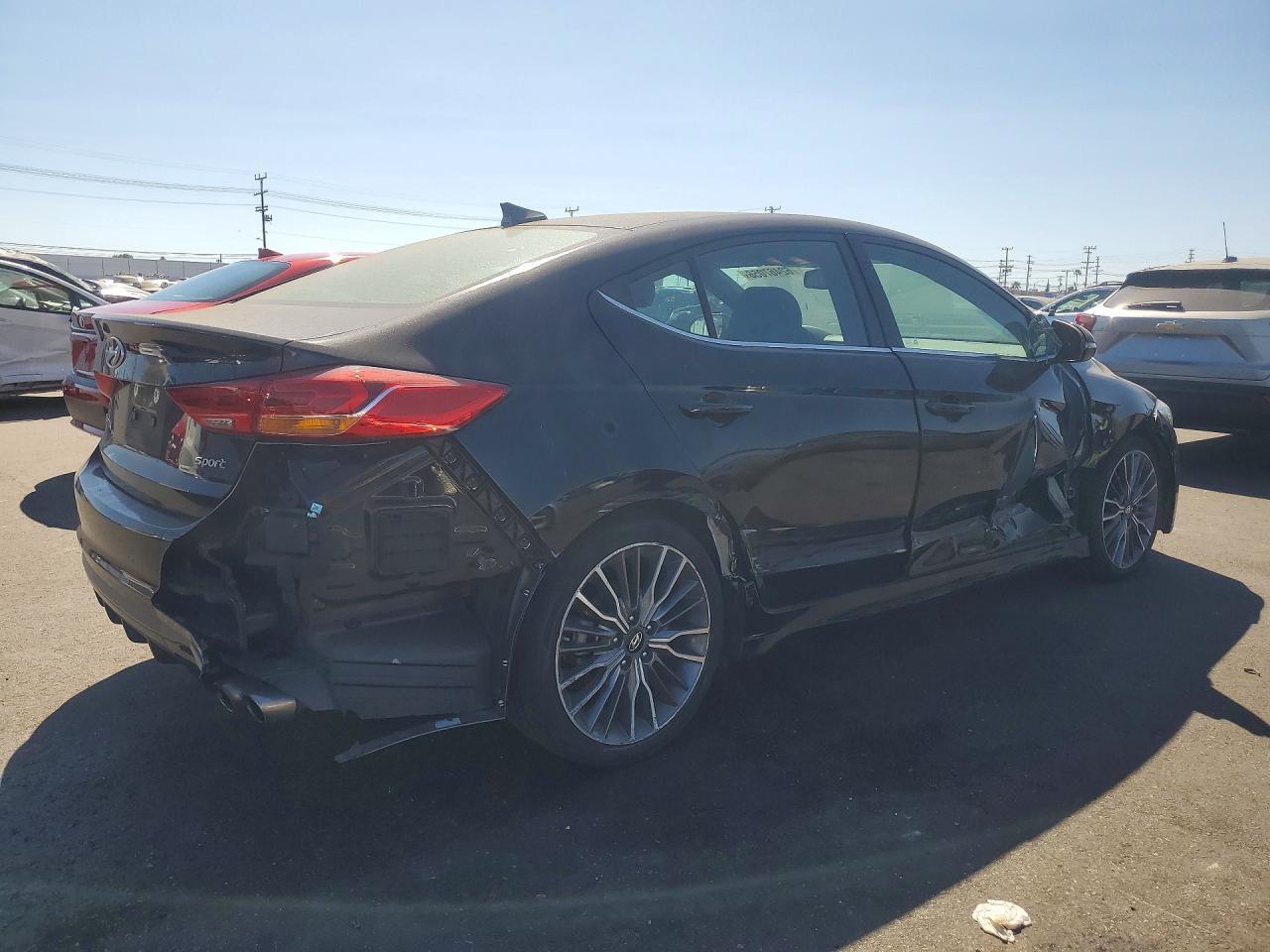 2018 Hyundai Elantra Sport - Фото 3