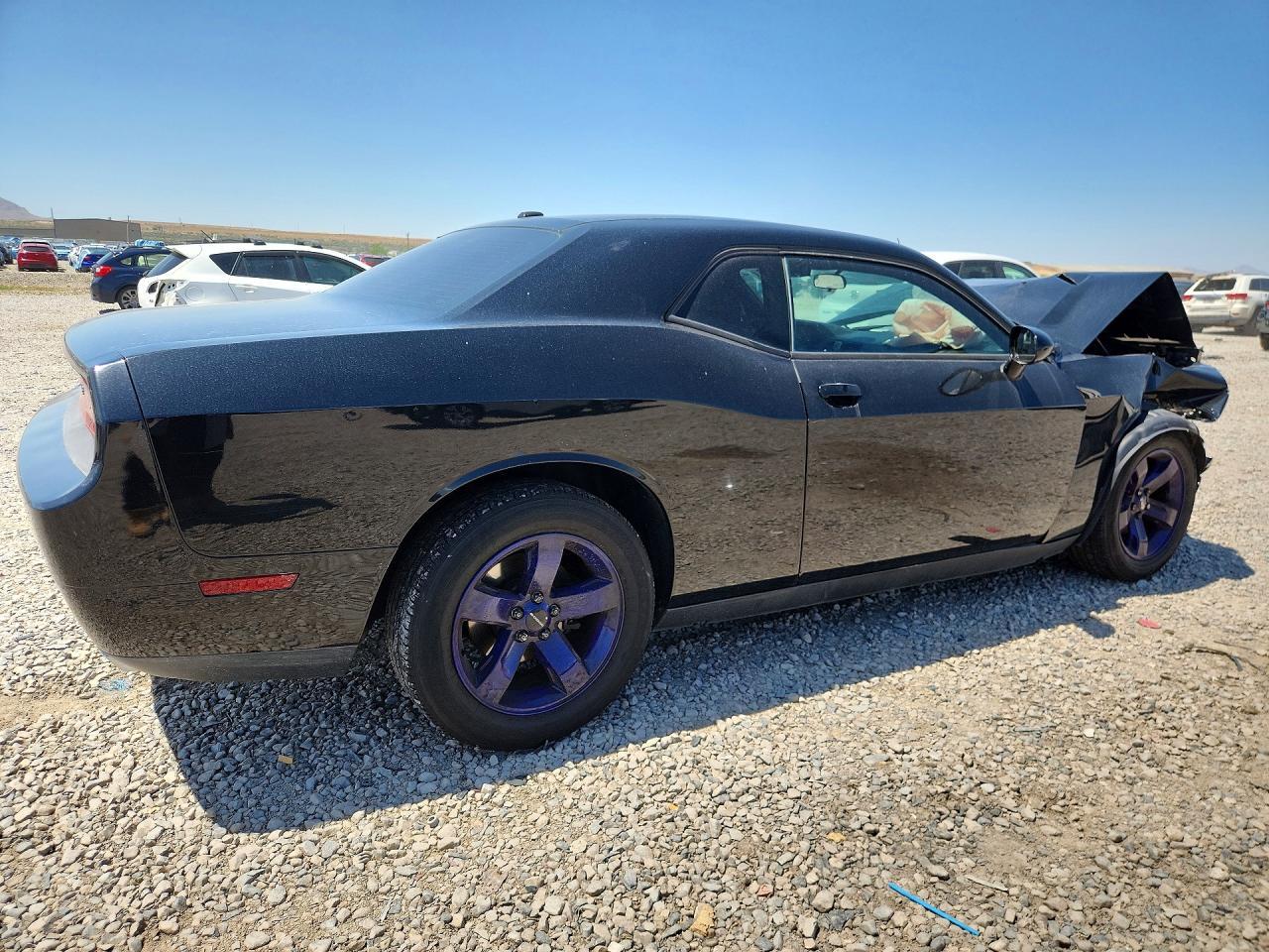 2012 Dodge Challenger Sxt - Image 3
