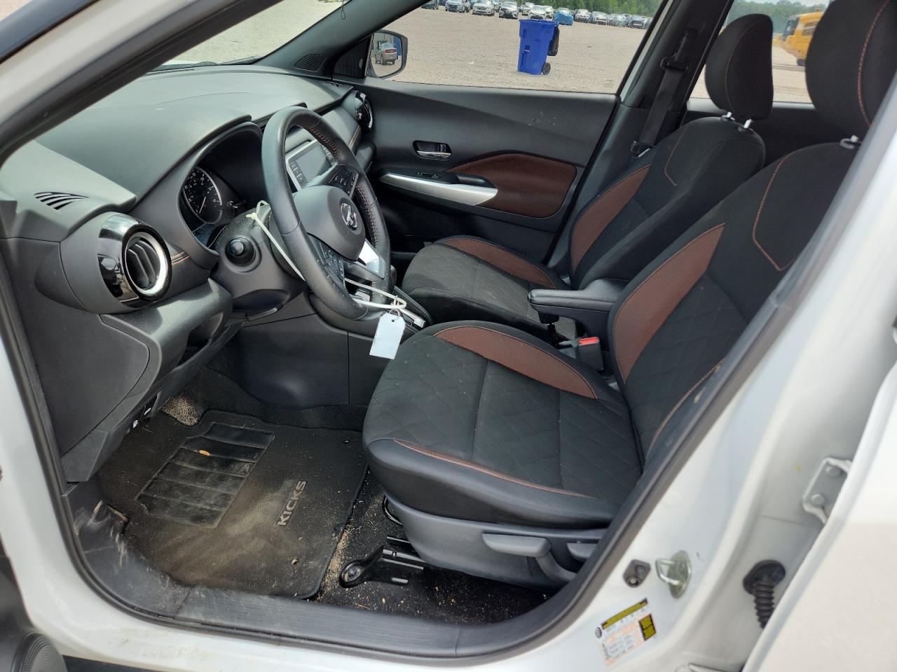 2020 Nissan Kicks Sr - Image 7