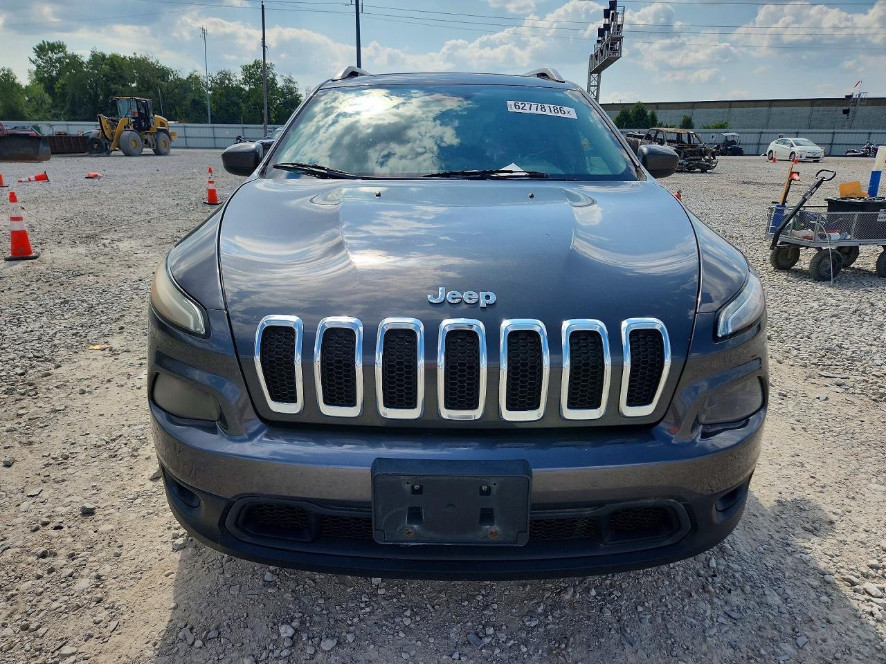 2015 Jeep Cherokee Latitude - Image 5