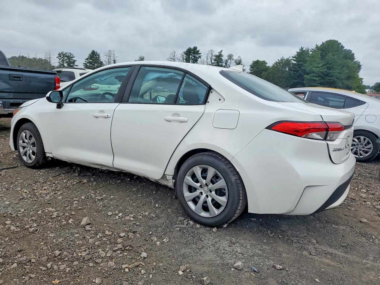 2022 Toyota Corolla Le - Фото 2