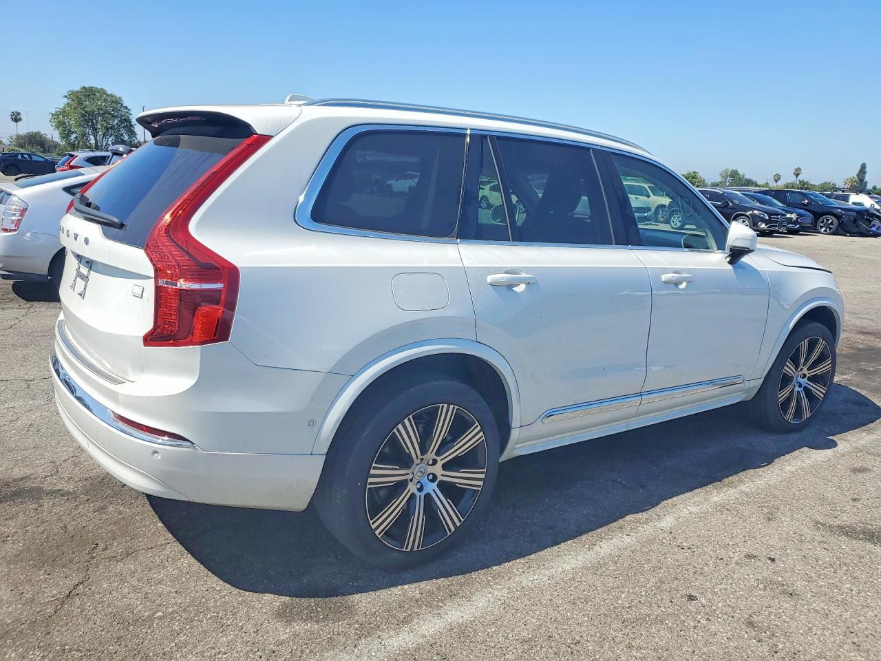 2024 Volvo Xc90 Plus - Фото 3