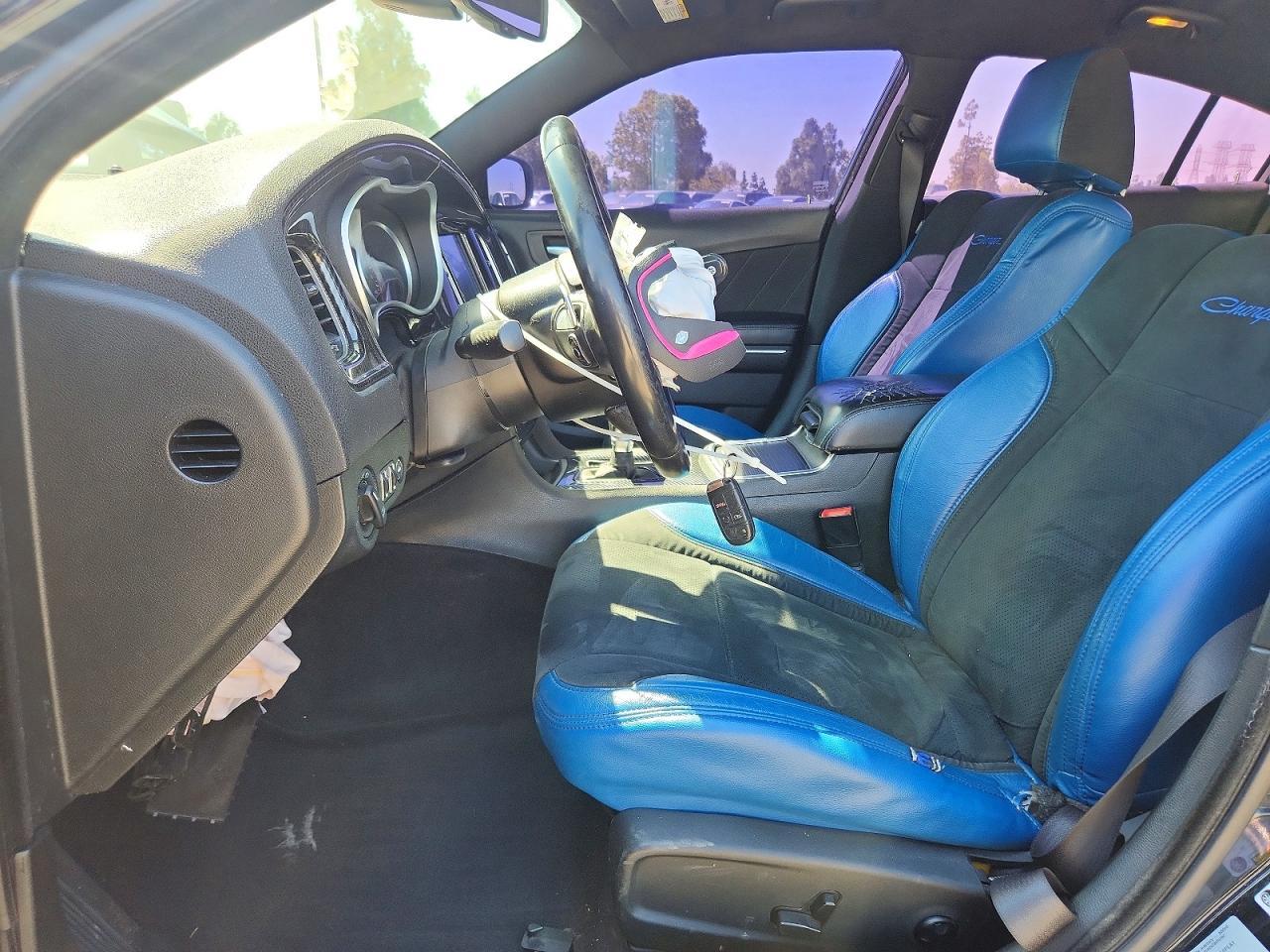 2016 Dodge Charger R/T - Image 7