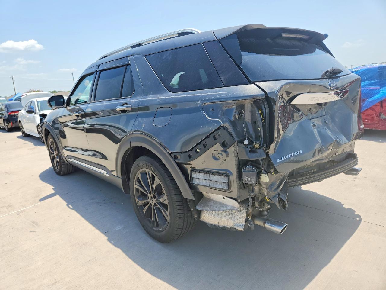 2020 Ford Explorer Limited - Фото 2