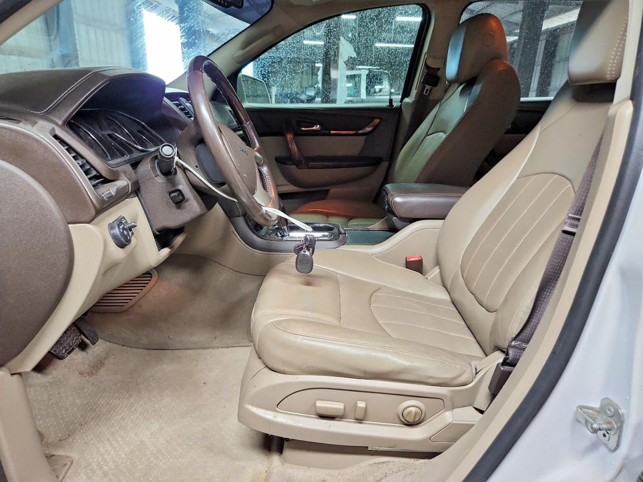 2016 GMC Acadia Denali - Image 7