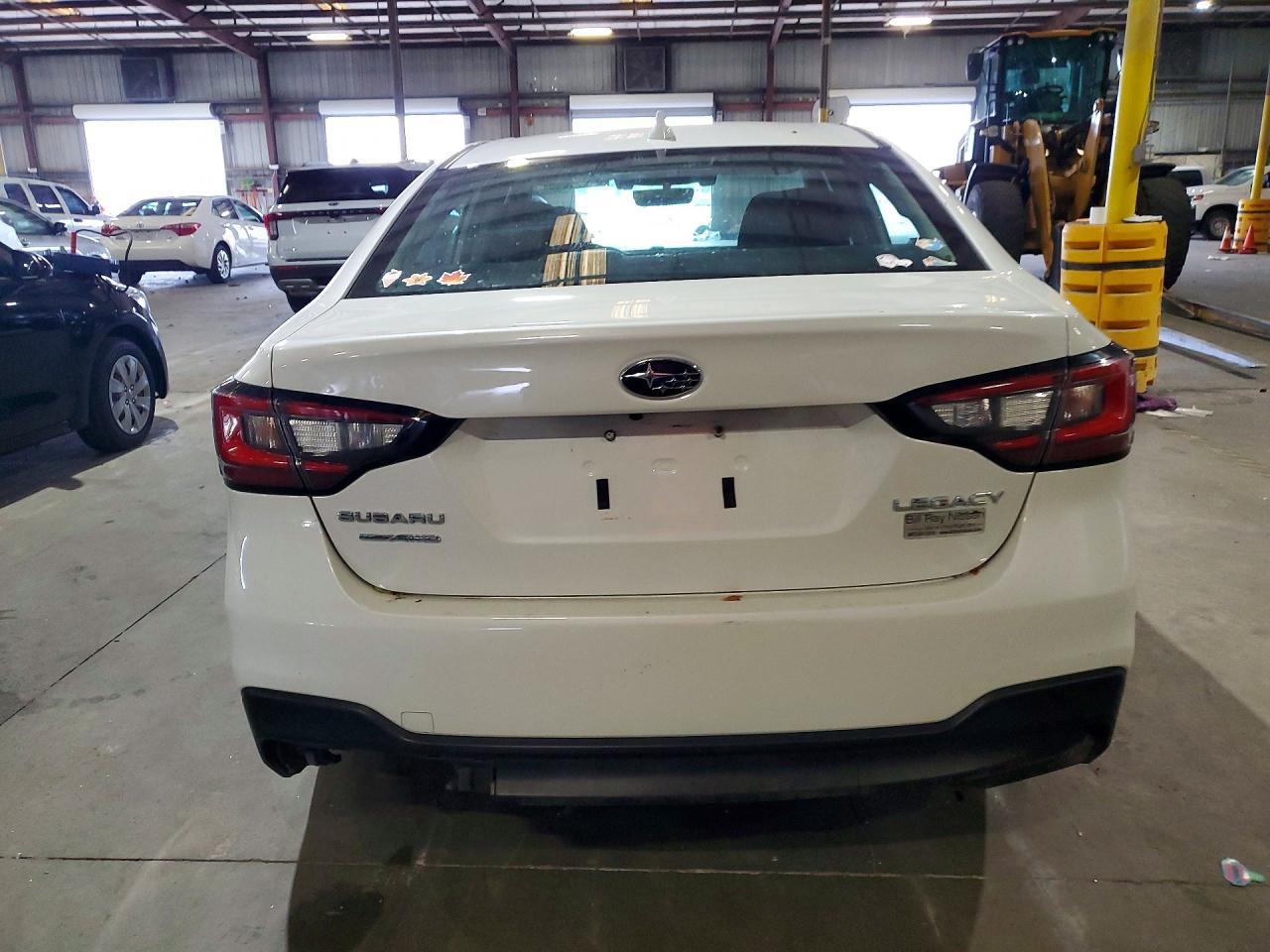 2020 Subaru Legacy - Фото 6