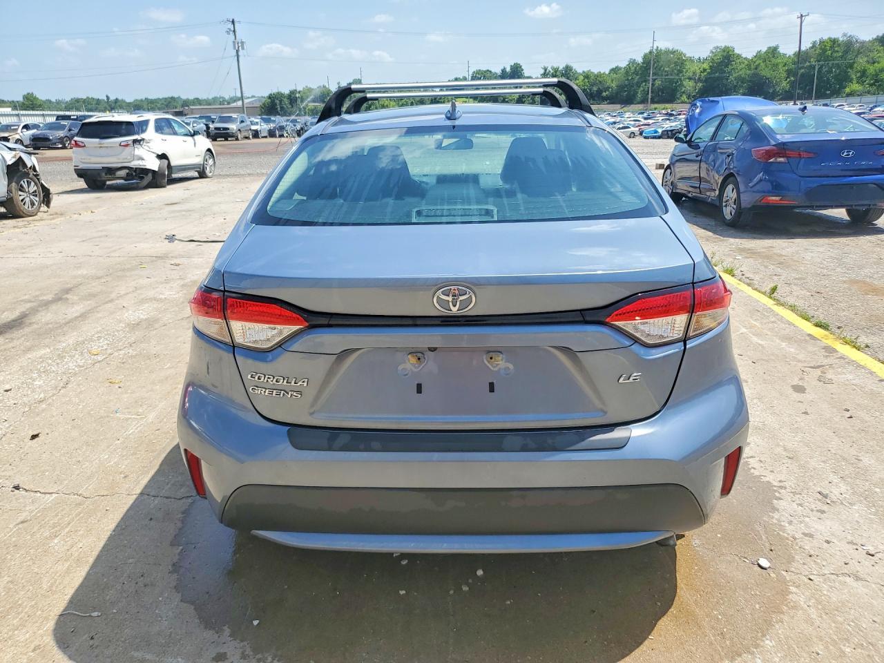 2022 Toyota Corolla Le - Image 6