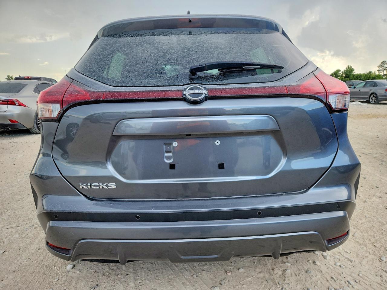2024 Nissan Kicks S - Image 6