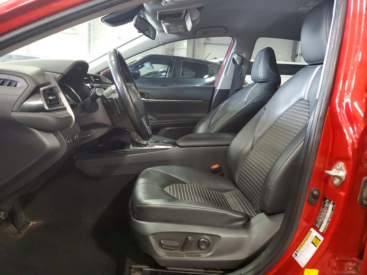 2019 Toyota Camry Se - Фото 7