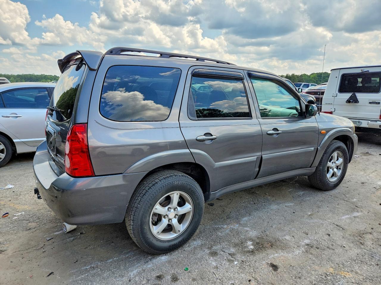 2005 Mazda Tribute S - Фото 3