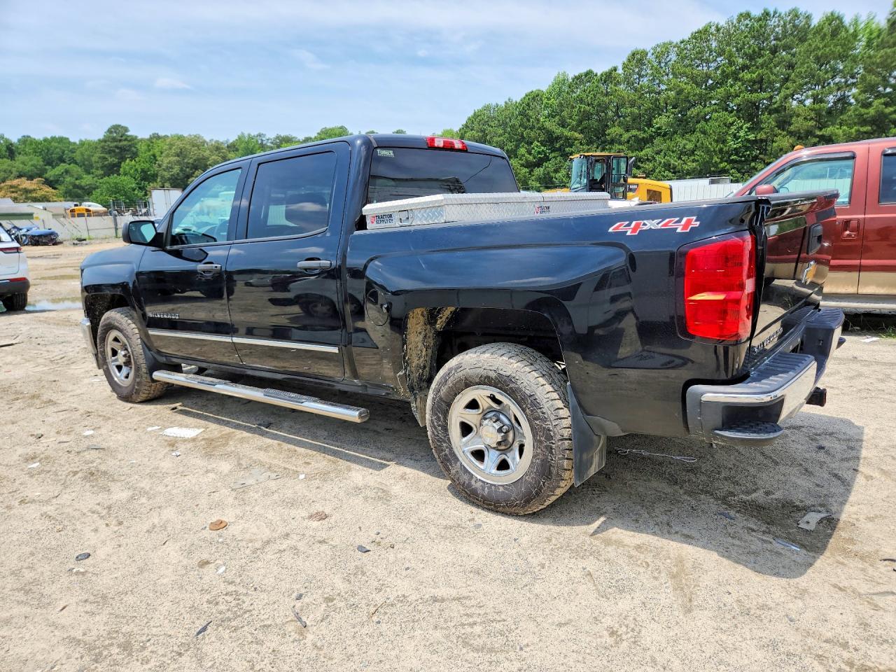 2015 Chevrolet Silverado K1500 - Фото 2