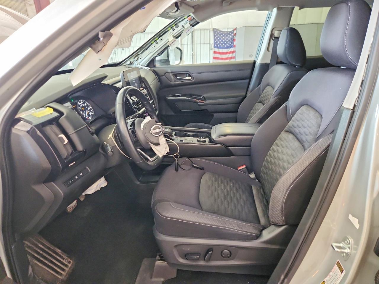 2022 Nissan Pathfinder Sv - Image 7