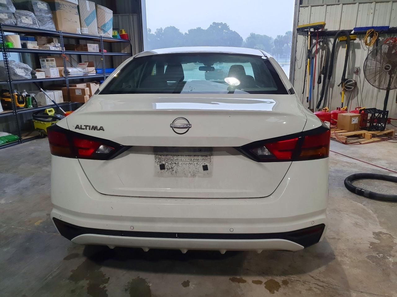 2023 Nissan Altima S - Фото 6