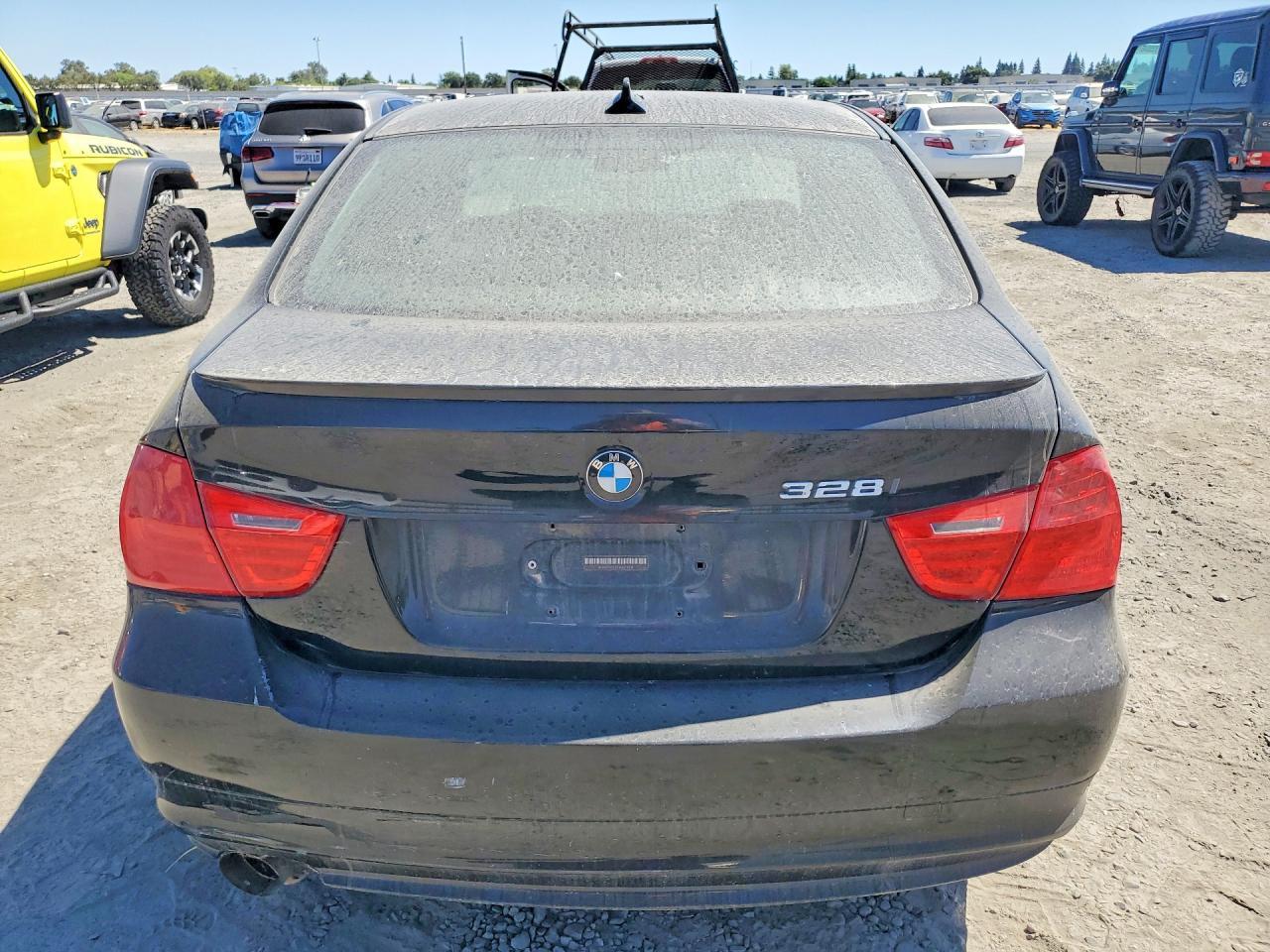 2010 BMW 328 I - Фото 6