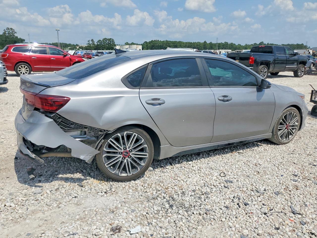 2023 Kia Forte Gt - Фото 3