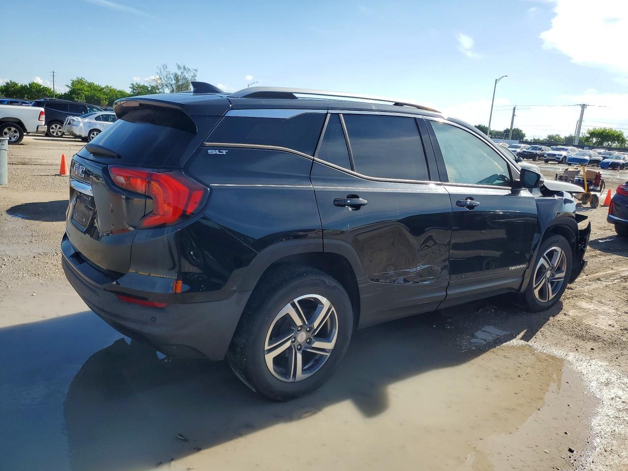2020 GMC Terrain Slt - Image 3