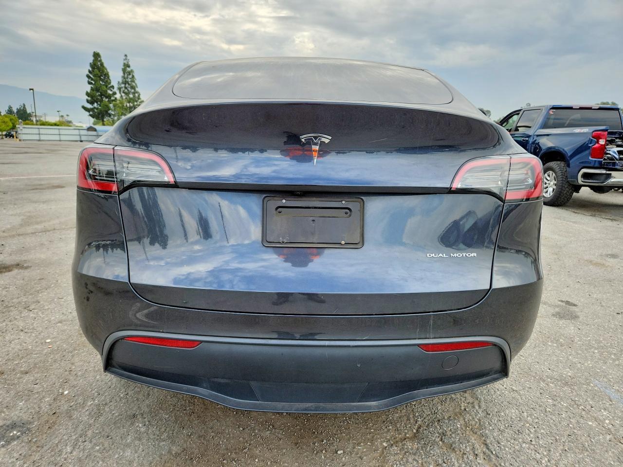 2024 Tesla Model Y - Фото 6