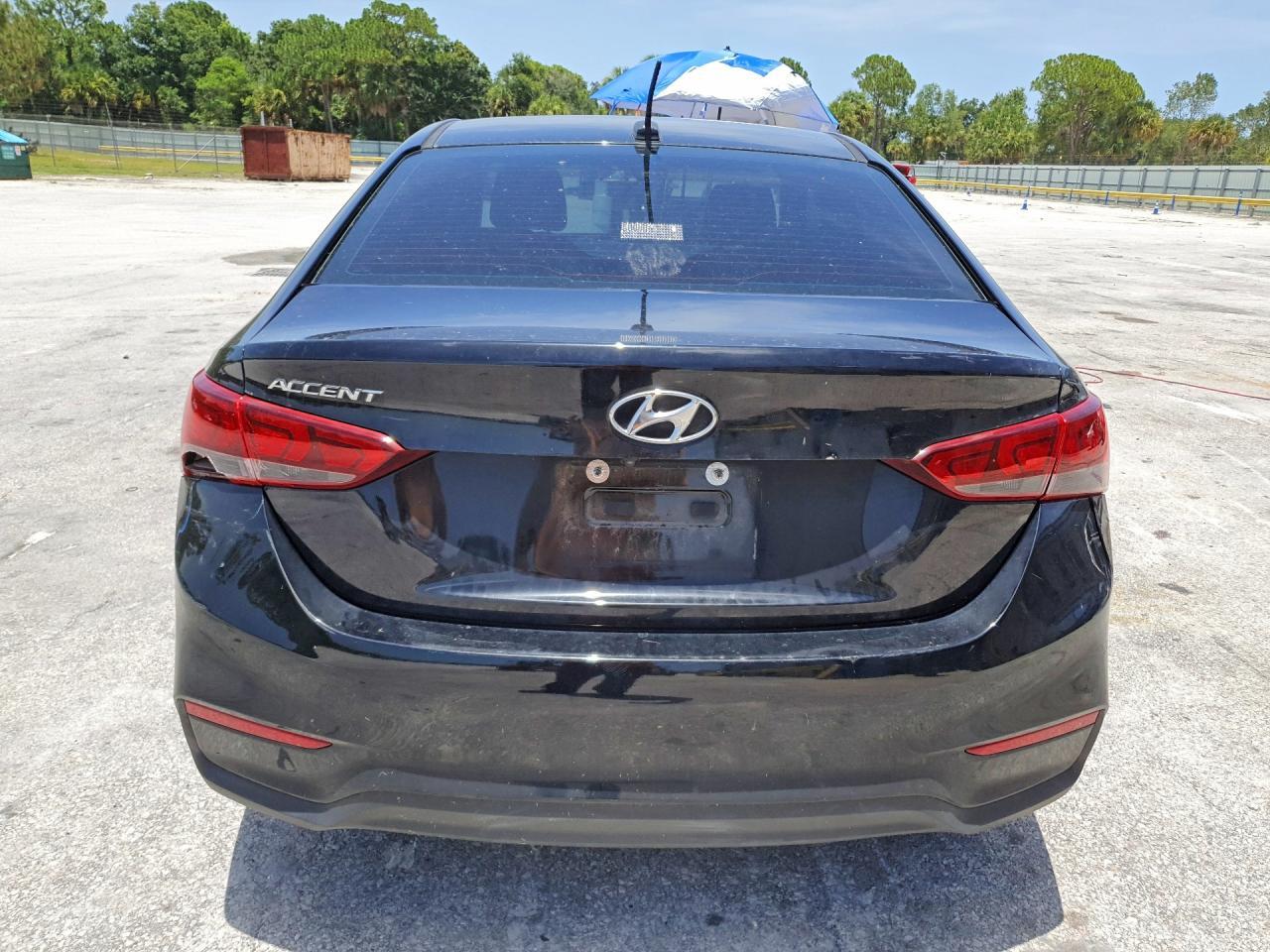 2021 Hyundai Accent Sel - Image 6
