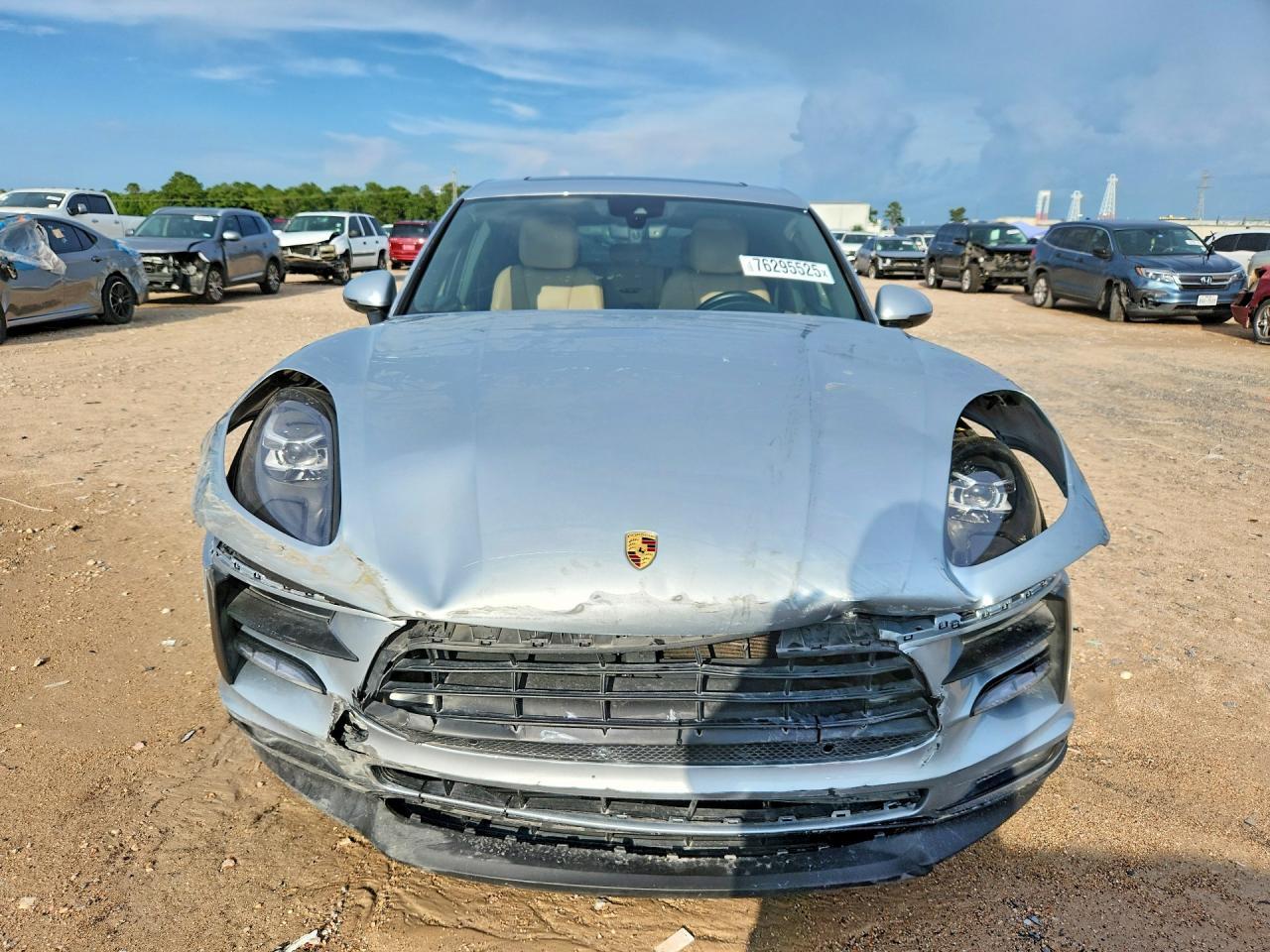2020 Porsche Macan - Image 5