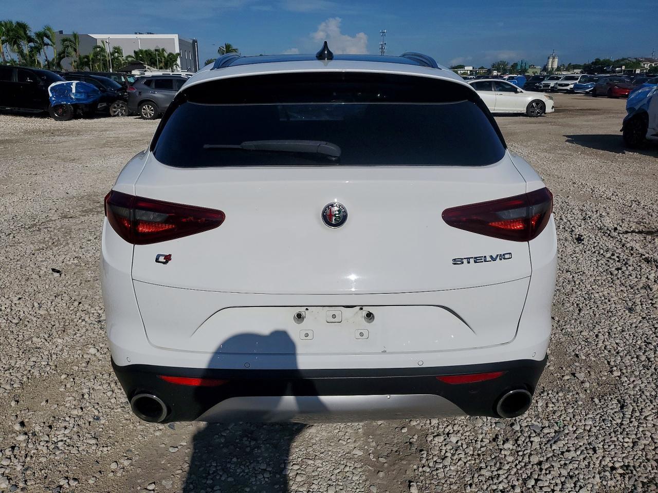 2019 Alfa Romeo Stelvio Ti - Фото 6