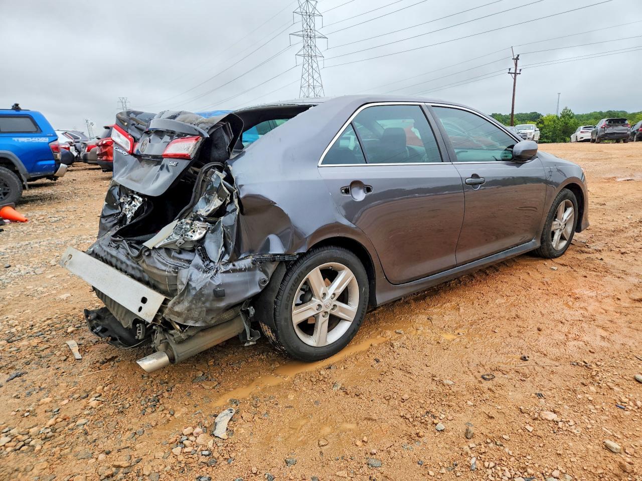 2013 Toyota Camry Se - Фото 3