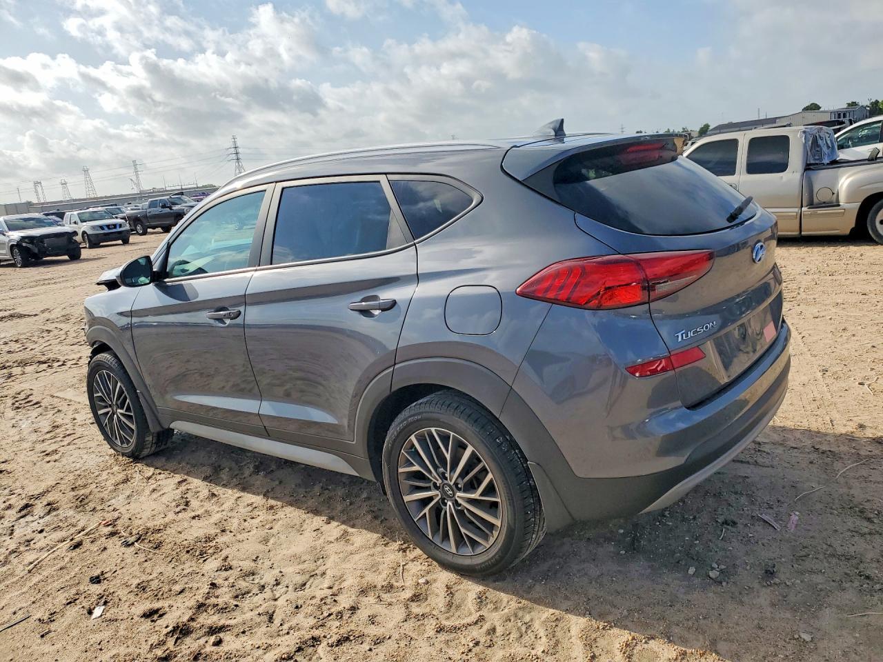 2019 Hyundai Tucson Sel - Image 2