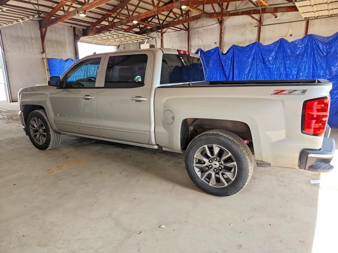 2017 Chevrolet Silverado K1500 Lt - Фото 2