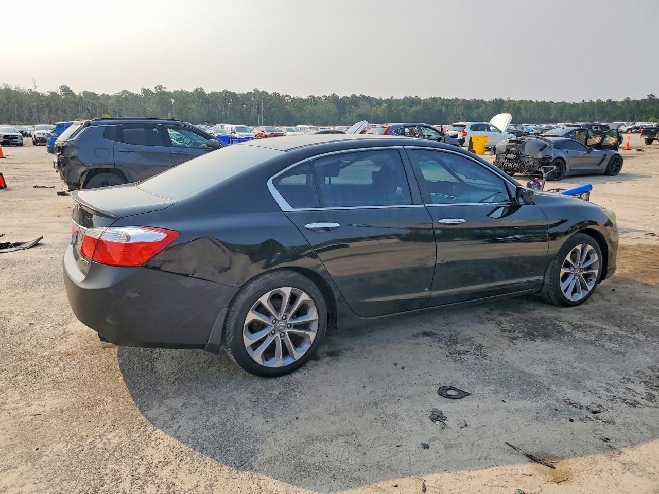 2013 Honda Accord Sport - Image 3