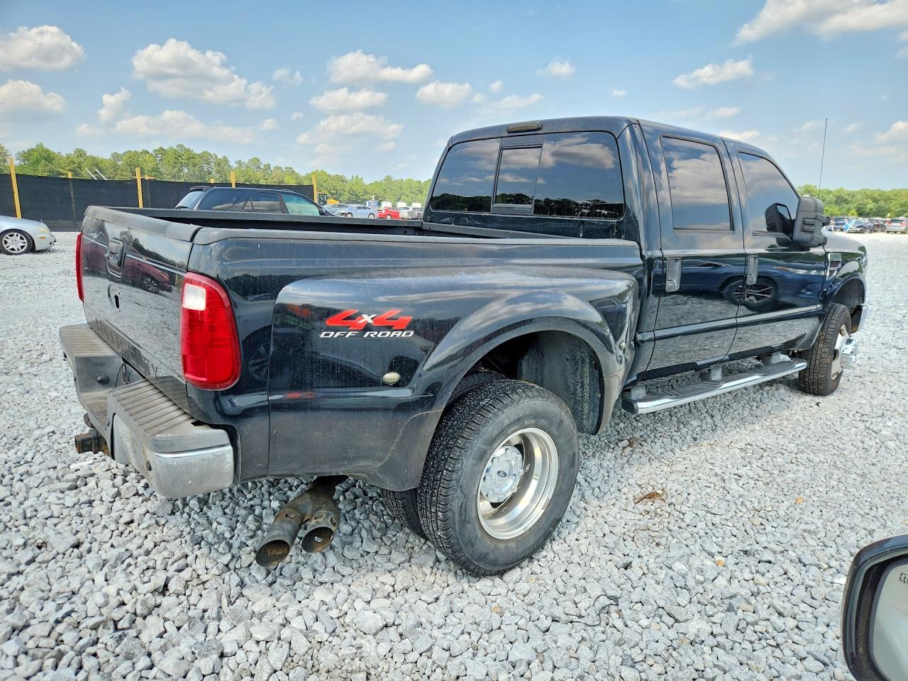 2008 Ford F350 Super Duty - Image 3