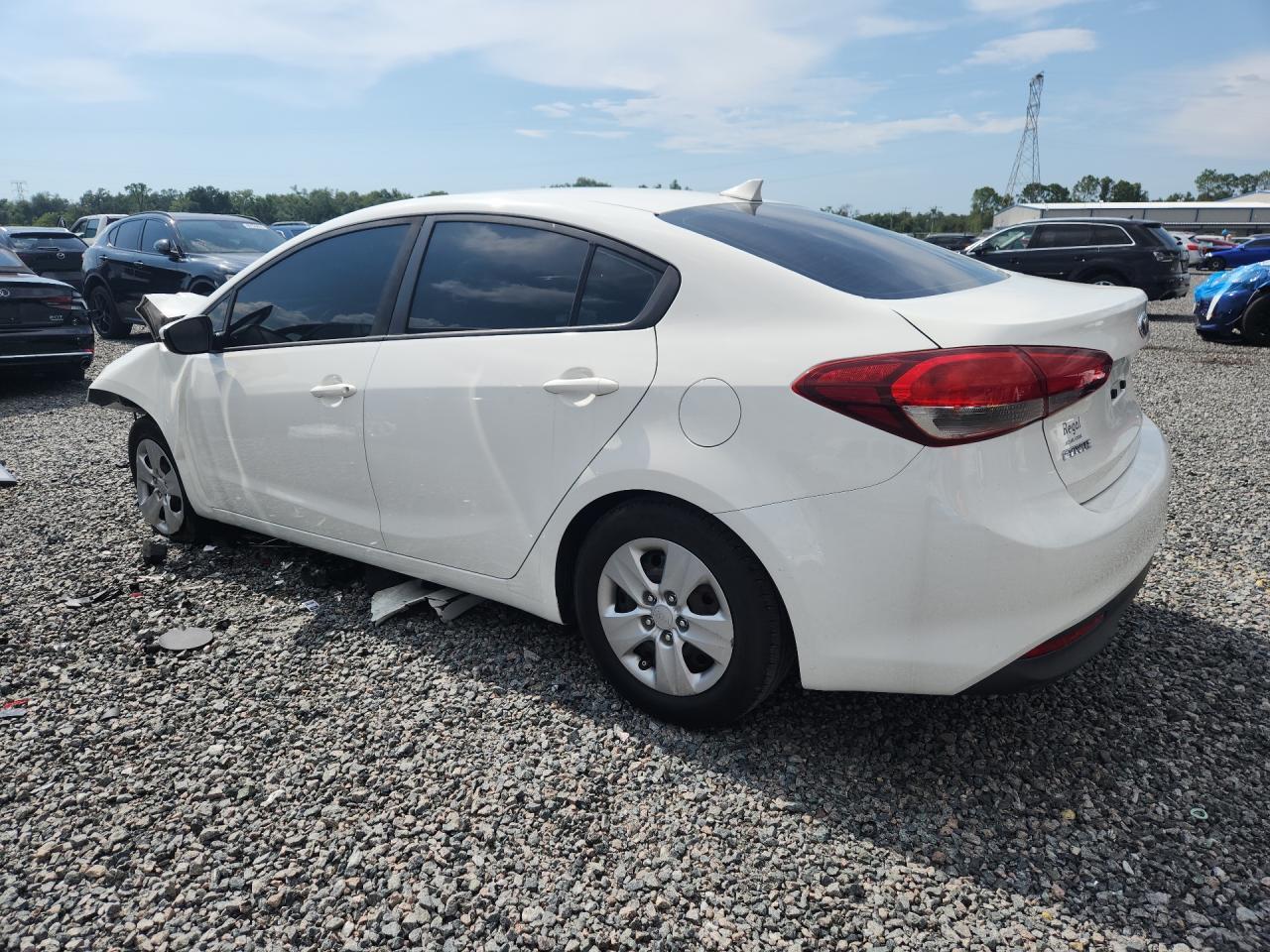2017 Kia Forte Lx - Фото 2
