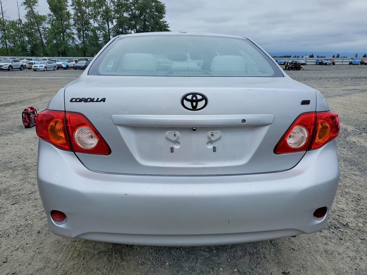 2010 Toyota Corolla Le - Фото 6