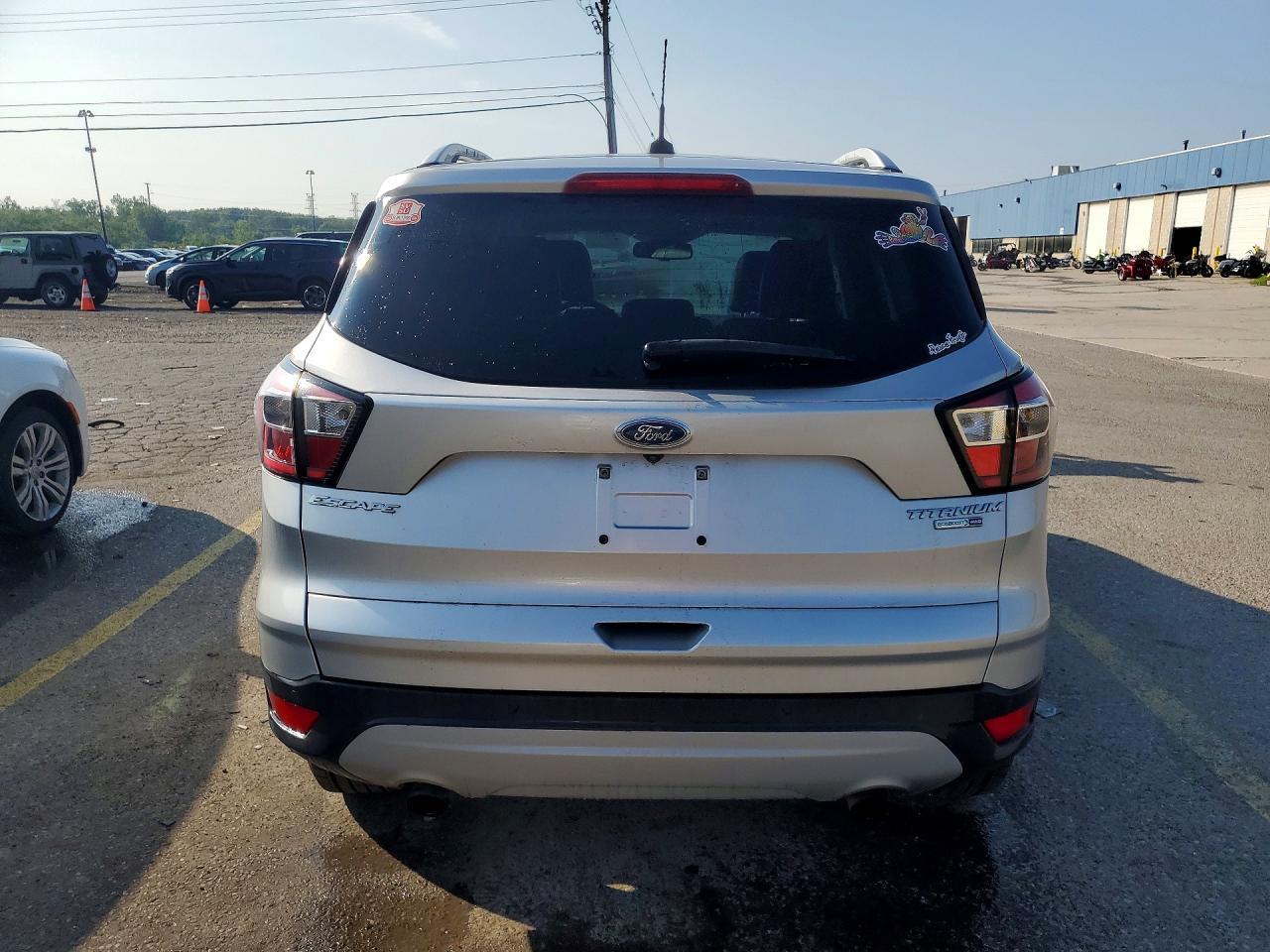 2017 Ford Escape Titanium - Фото 6