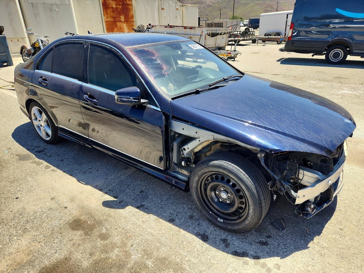 2010 Mercedes-Benz C 300 - Фото 4