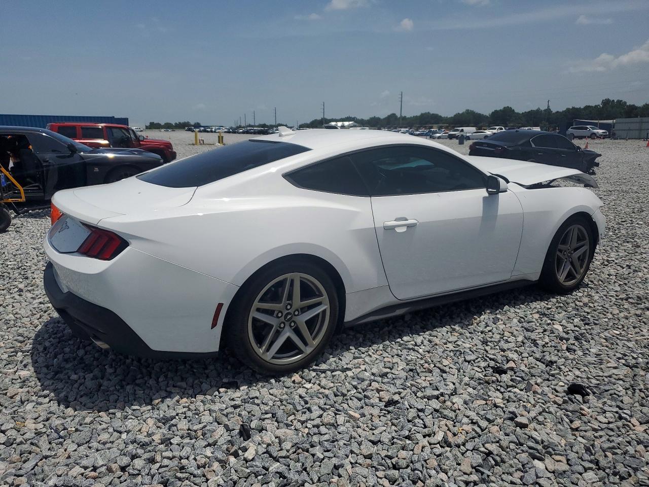 2024 Ford Mustang - Image 3