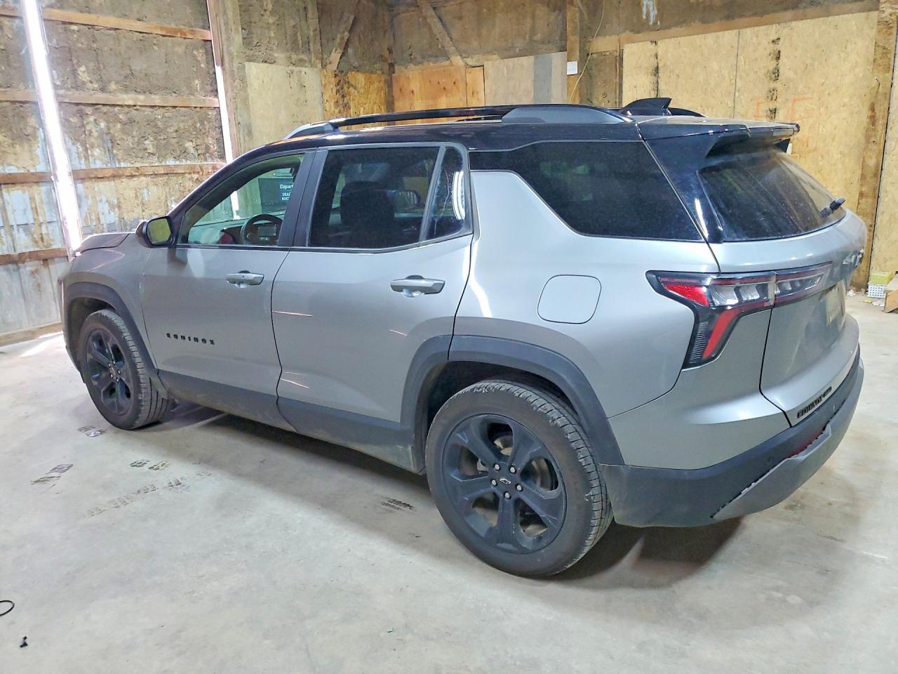 2025 Chevrolet Equinox Lt - Image 2