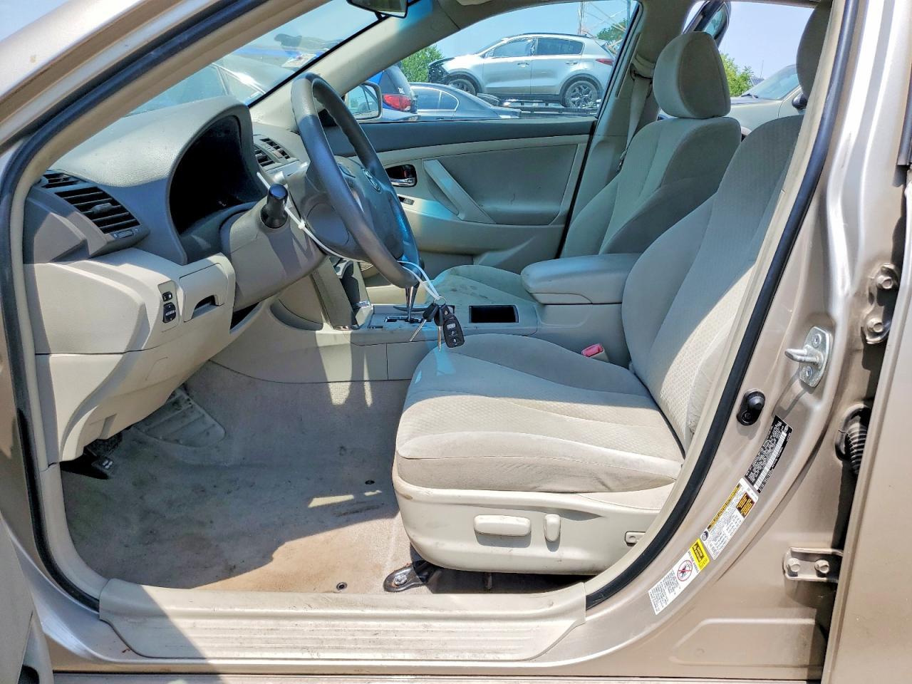 2009 Toyota Camry Le - Фото 7