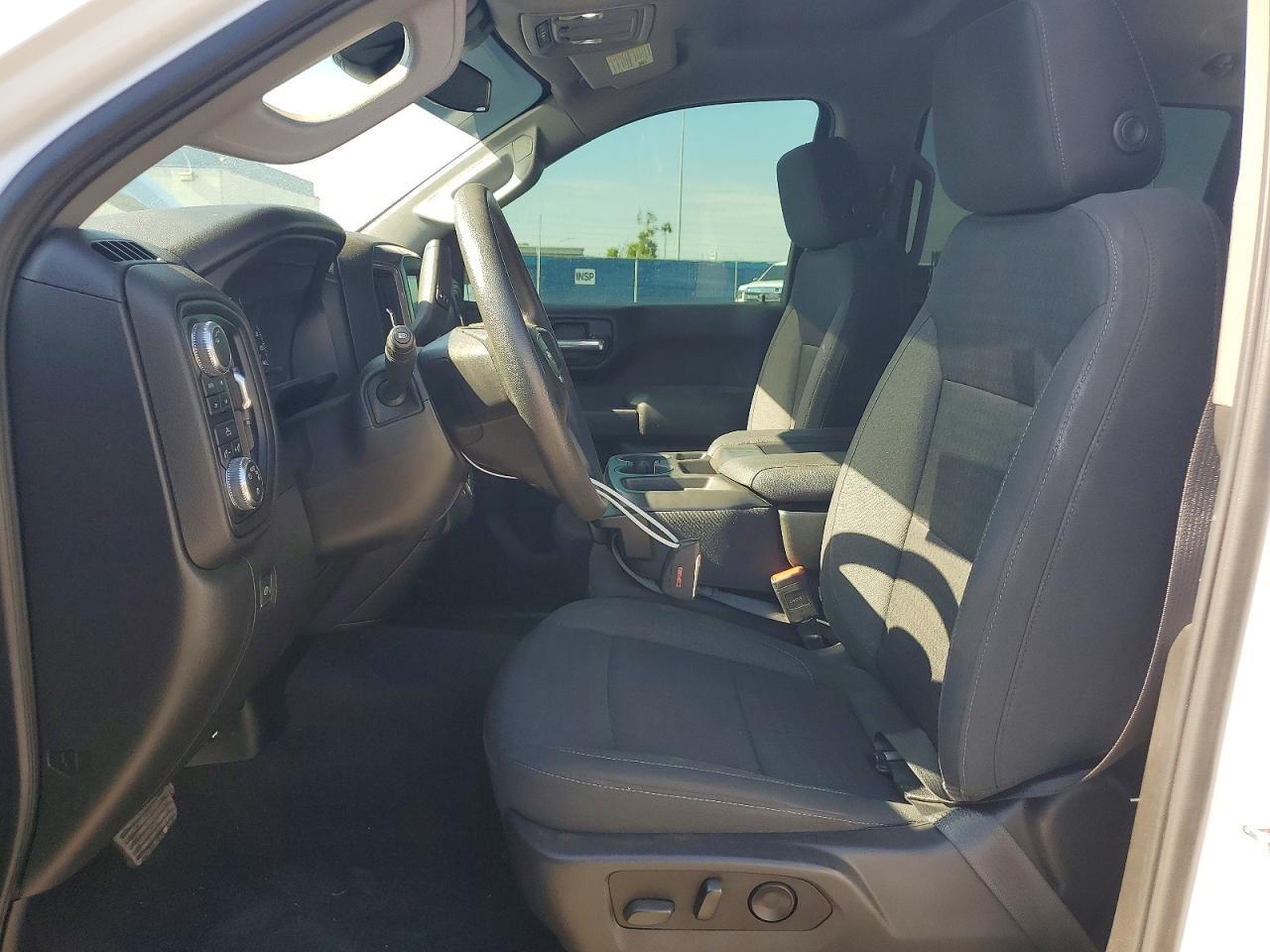 2023 GMC Sierra K1500 - Image 7