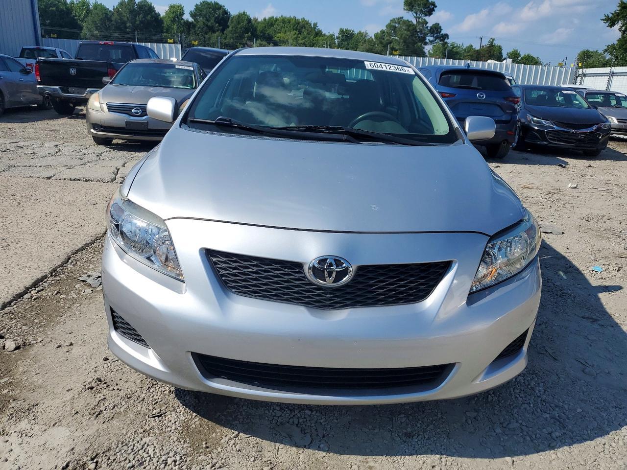 2010 Toyota Corolla Le - Image 5