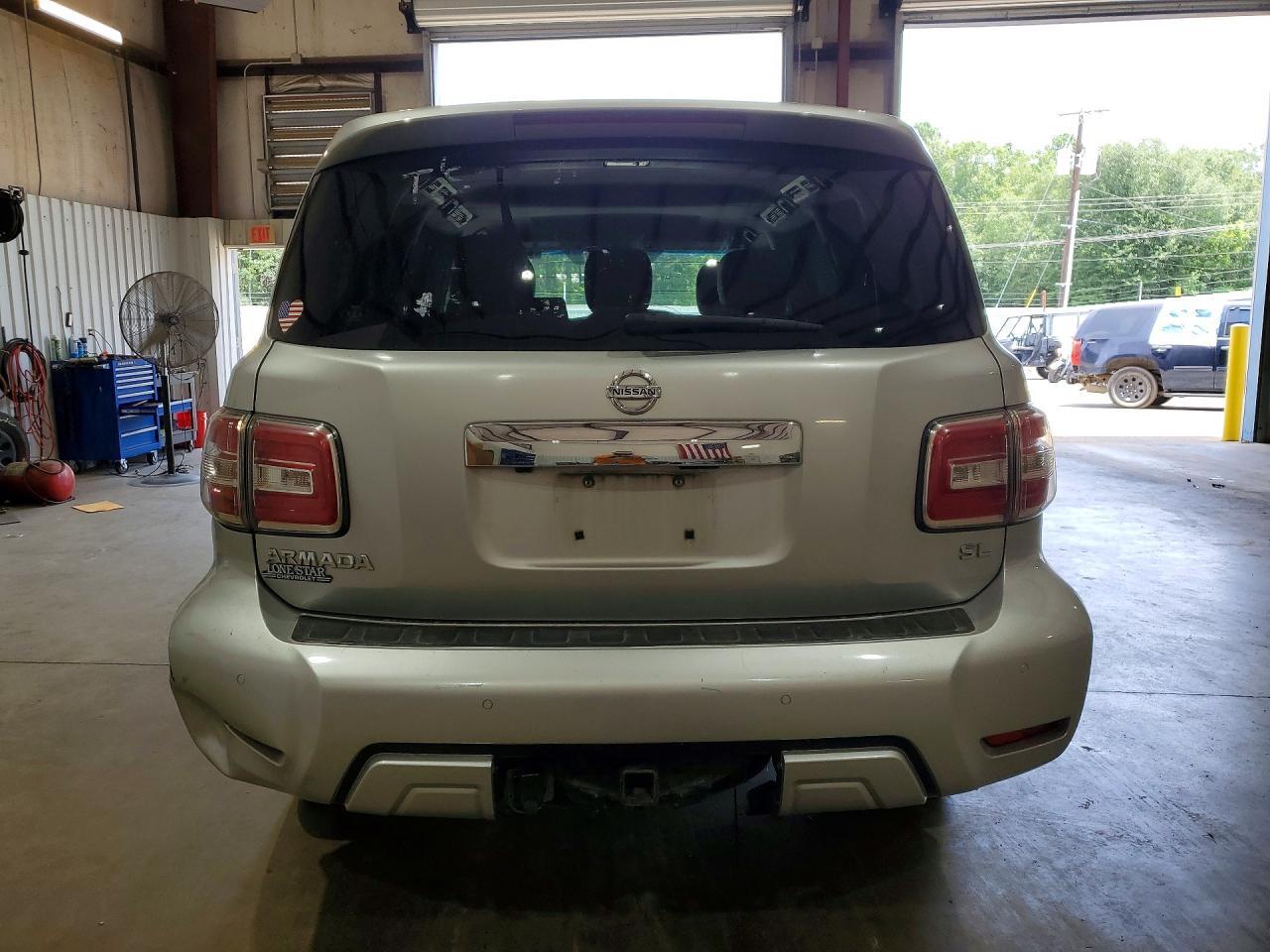 2017 Nissan Armada Sl - Image 6