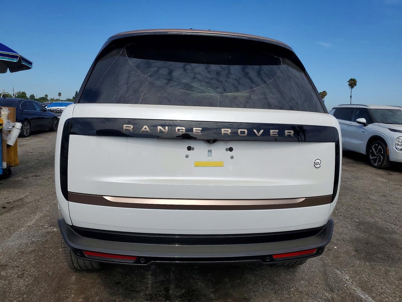 2023 Land Rover Range Rover First Edition - Image 6
