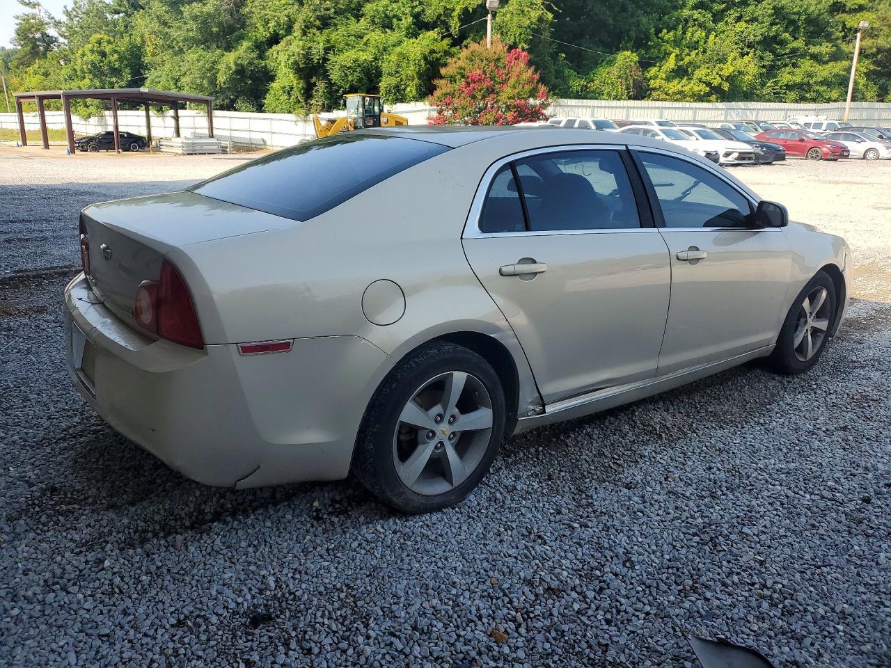 2010 Chevrolet Malibu Ls - Фото 3