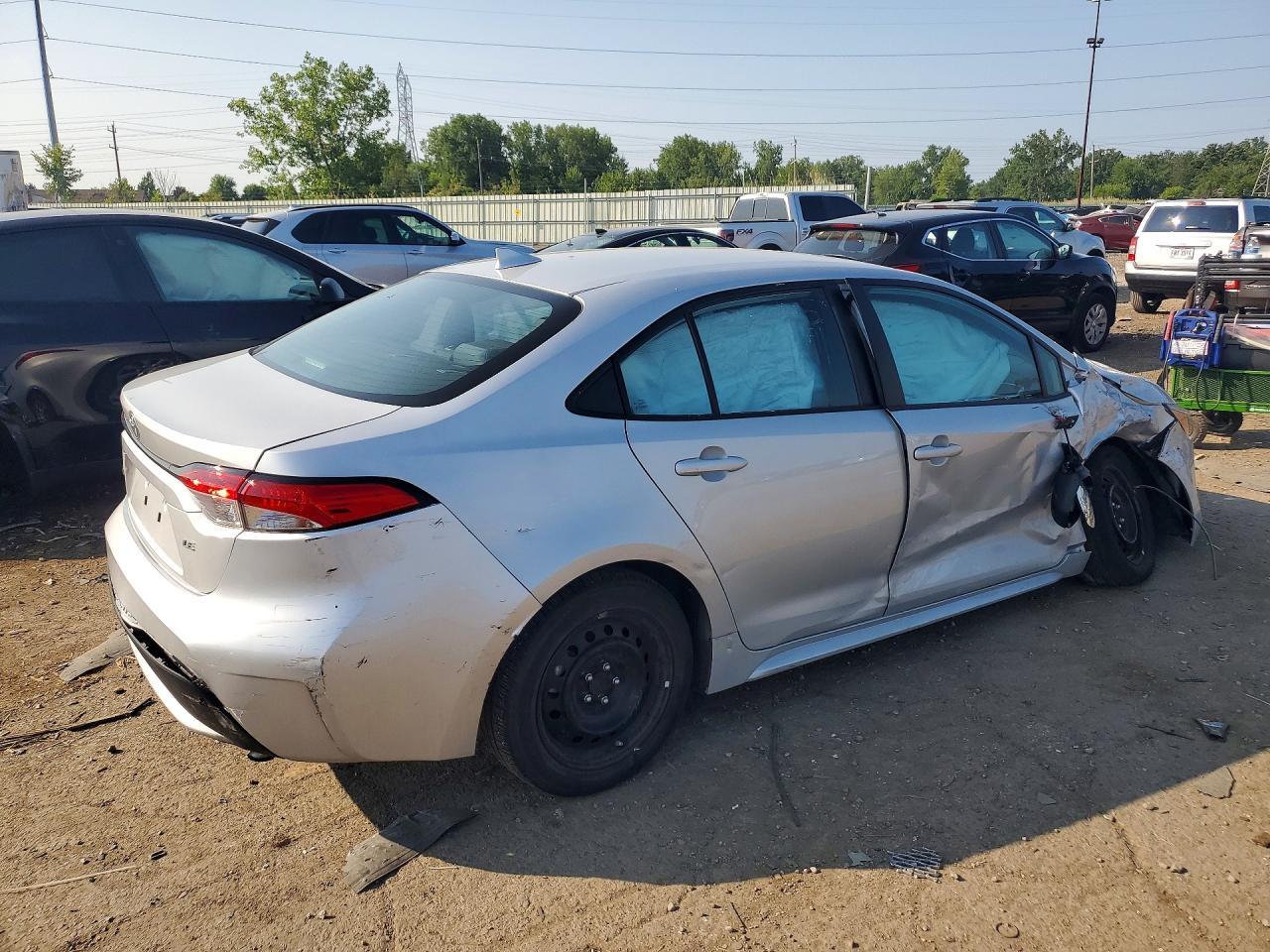2020 Toyota Corolla Le - Фото 3
