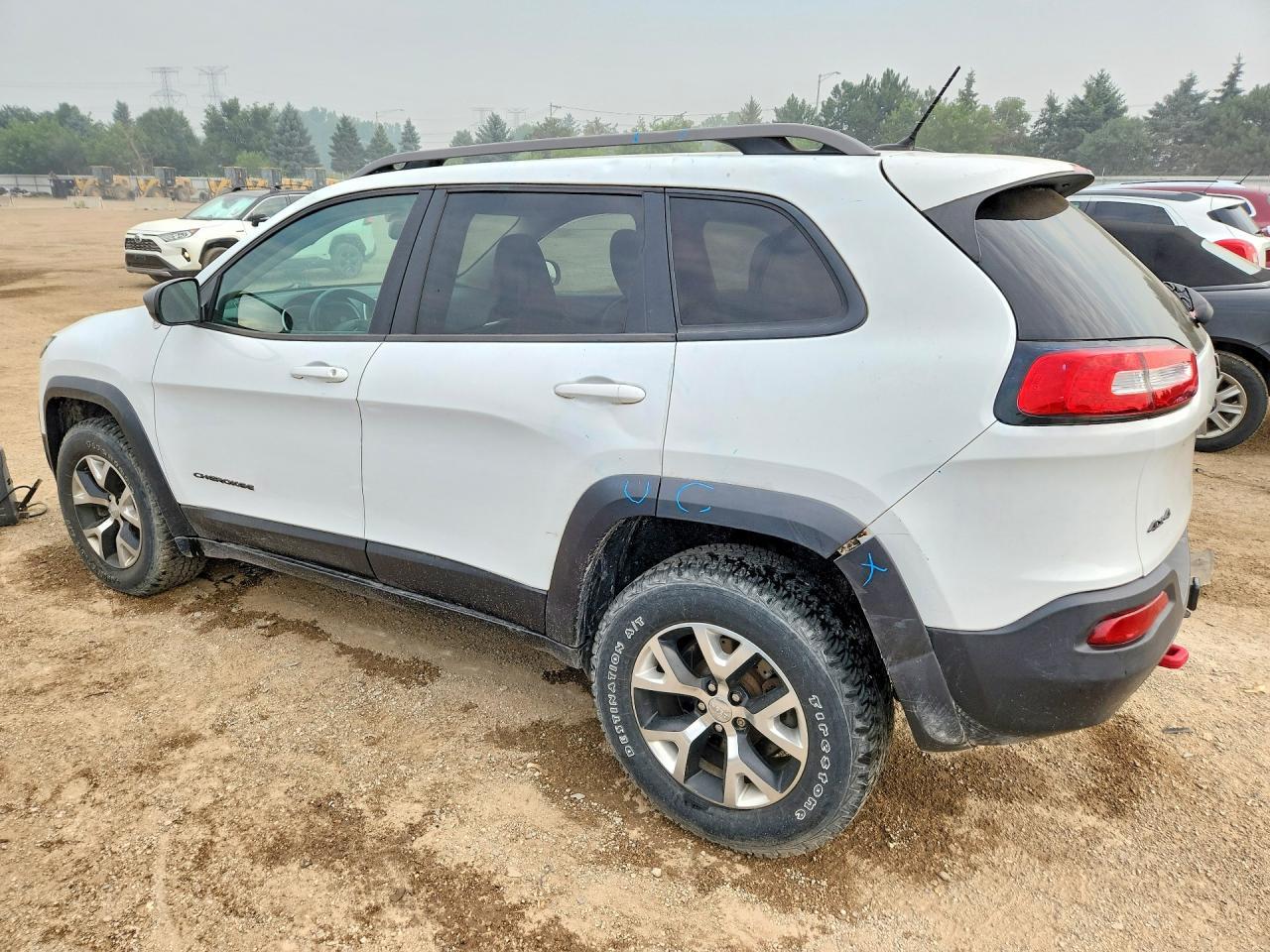 2015 Jeep Cherokee Trailhawk - Фото 2